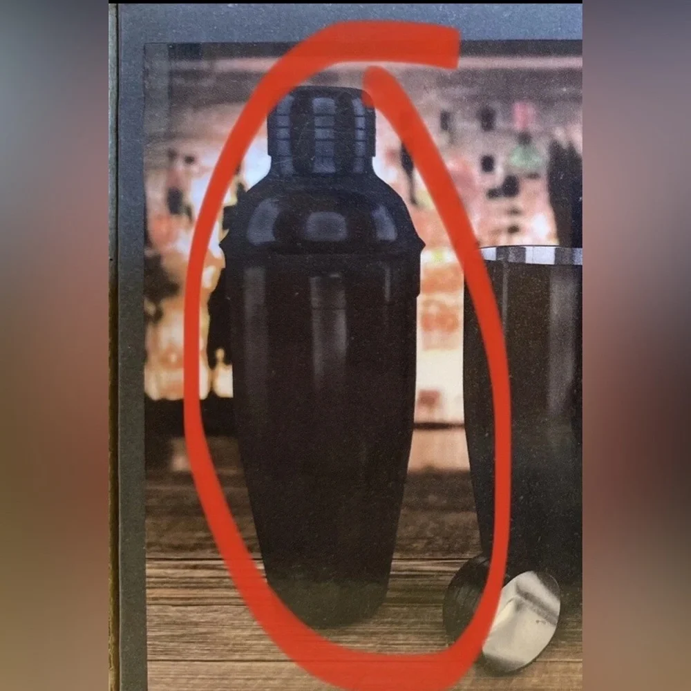 NEW BLKSMITH 24 Oz. COCKTAIL SHAKER MATTE BLACK STAINLESS STEEL MASCULINE DESIGN